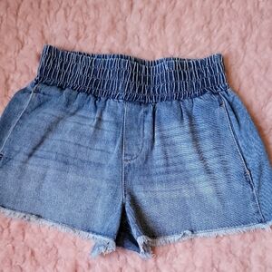 Light Blue Elastic Waist Jean Shorts with Frayed Hem